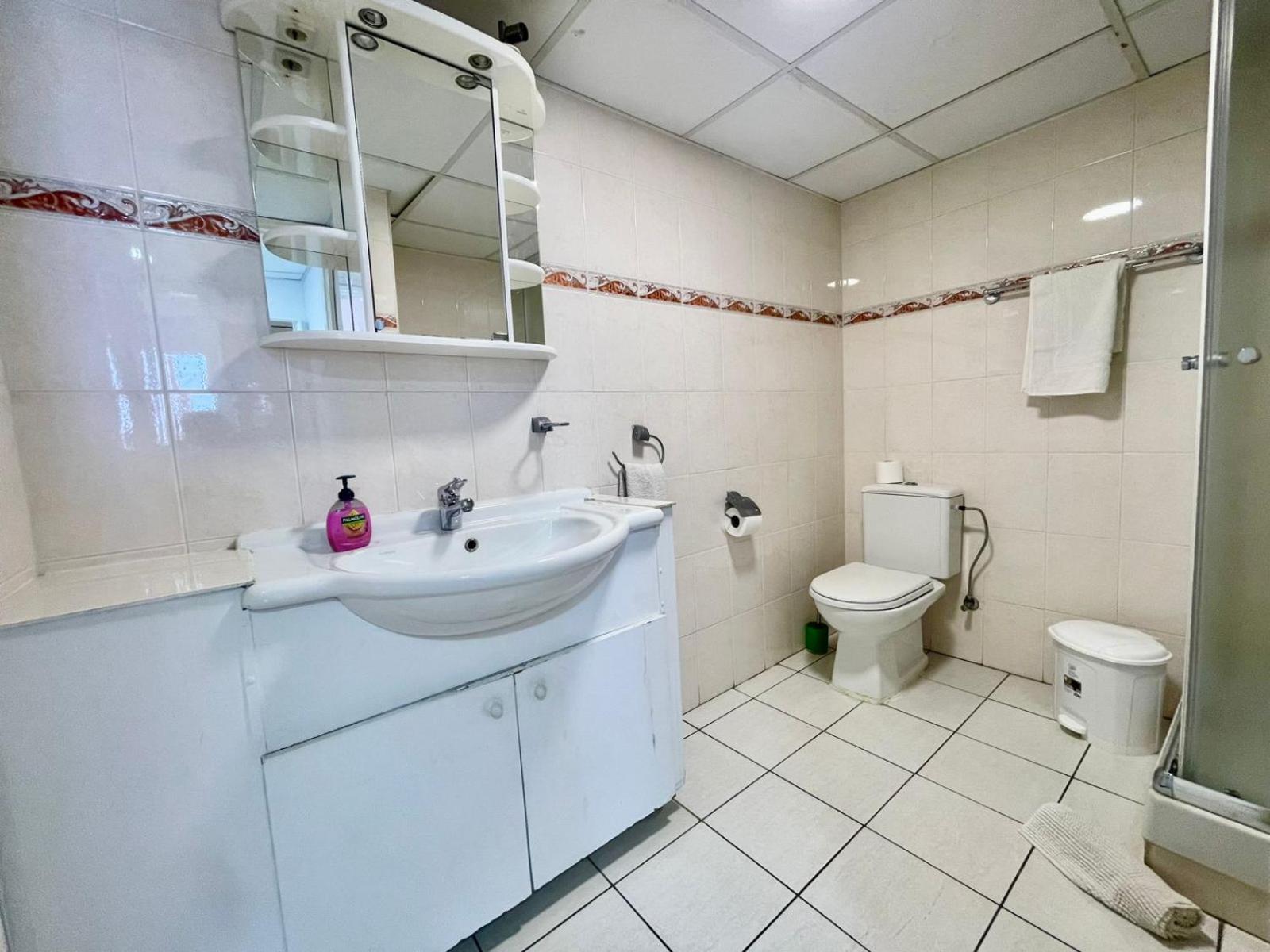 Sea View Suite In Makenzy Ларнака Экстерьер фото