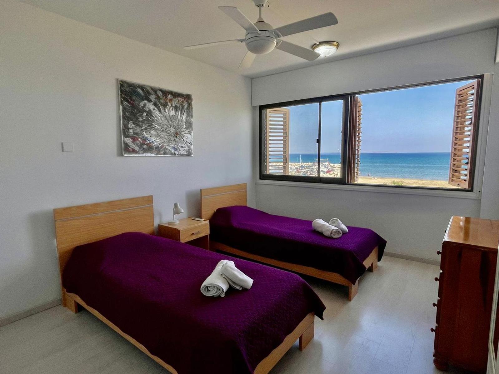 Sea View Suite In Makenzy Ларнака Экстерьер фото
